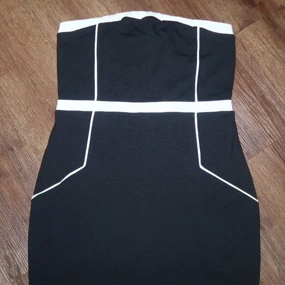 NWT Womens Express Black White Trim Stretch Knit Convertible Strapless Dress 12 - Picture 3 of 5